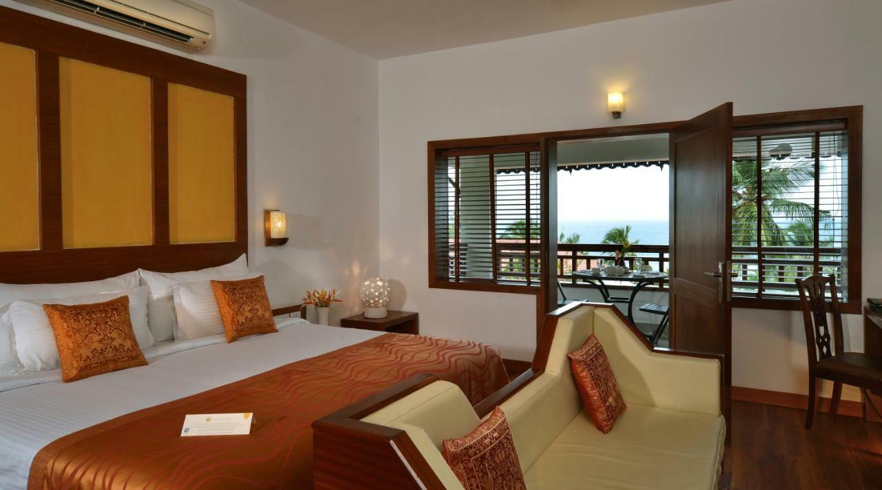 Getaway Beach Resort Ковалам Екстериор снимка