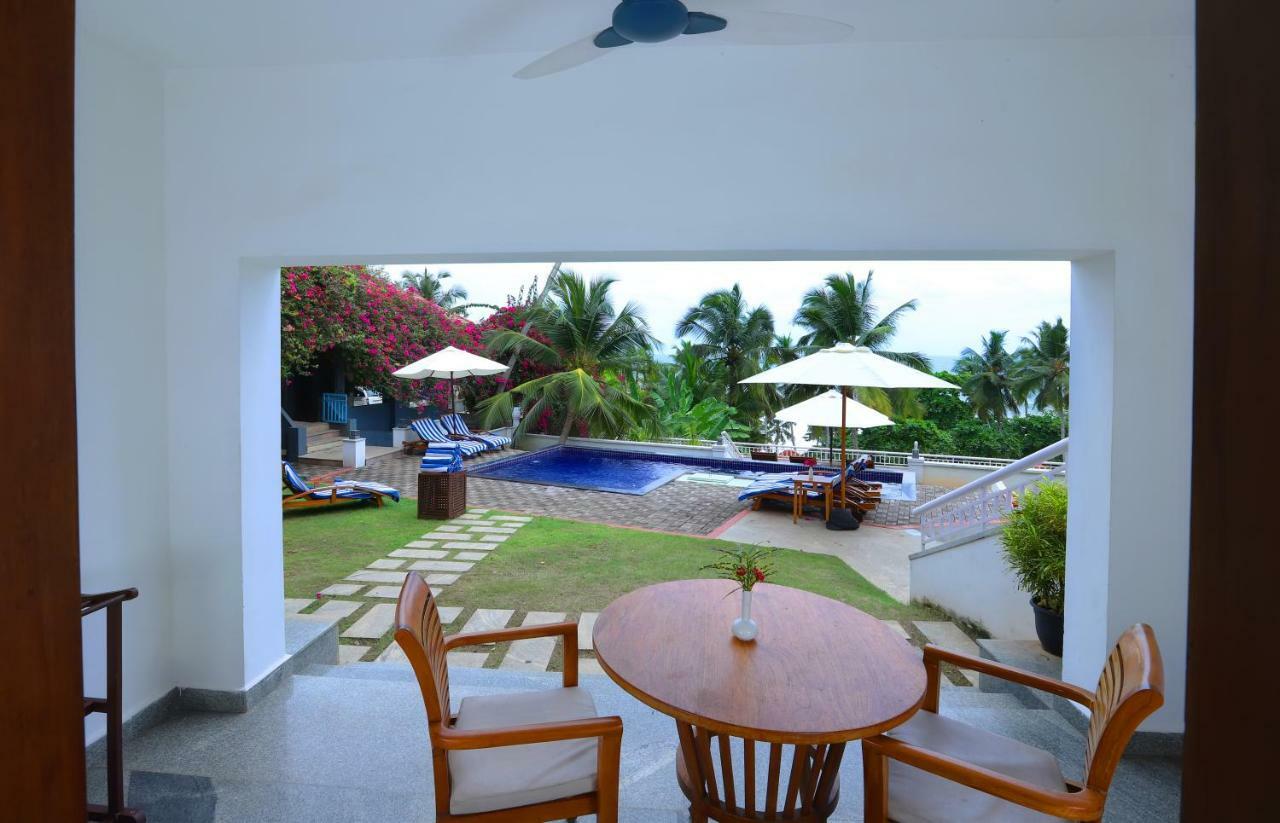 Getaway Beach Resort Ковалам Екстериор снимка